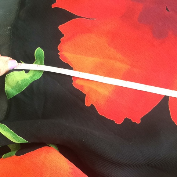 Beautiful Floral Dress In Size: 38 - Picture 13 of 15